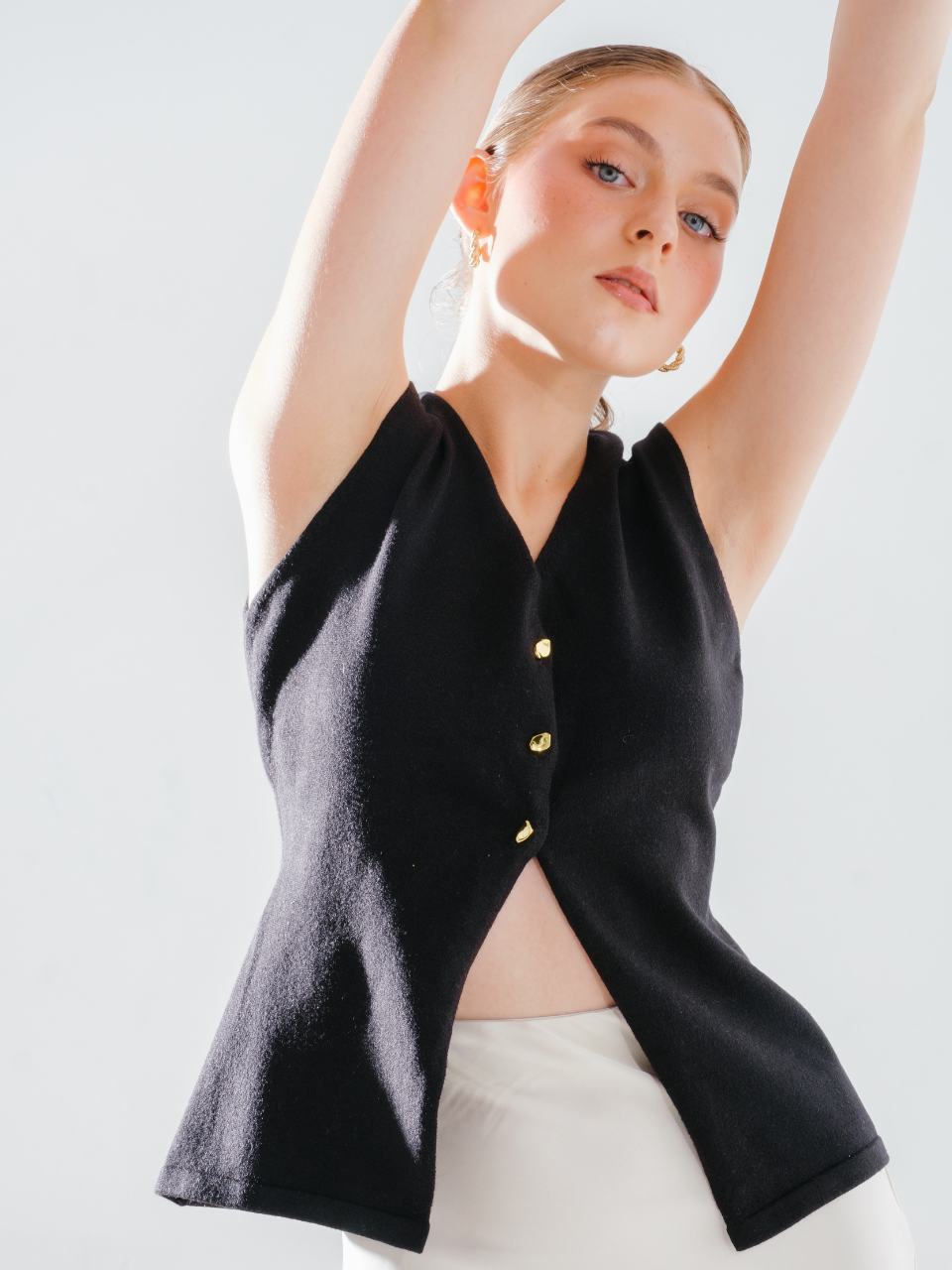 Nat Knit Button Waistcoat Vest