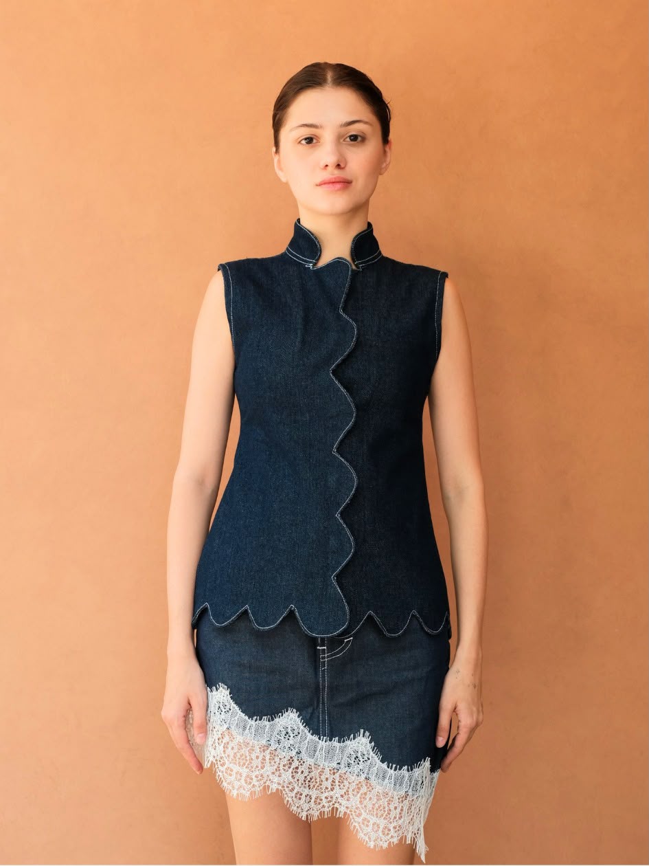 AUCTUS - Sera Scallop Peplum Denim Top