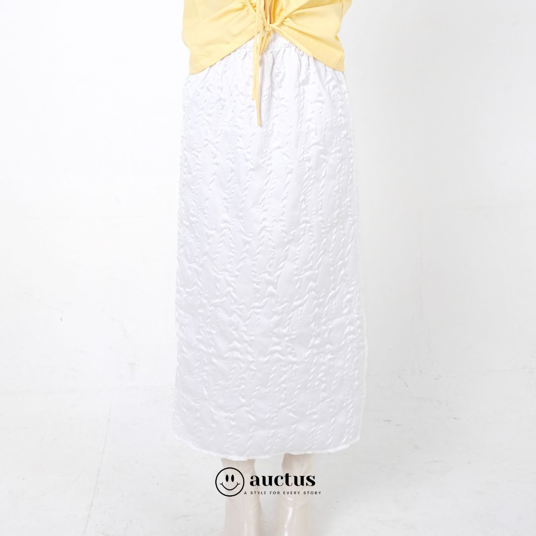 Mon Cheri Textured Skirt